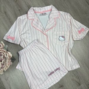 Hello Kitty Pajama Set Small